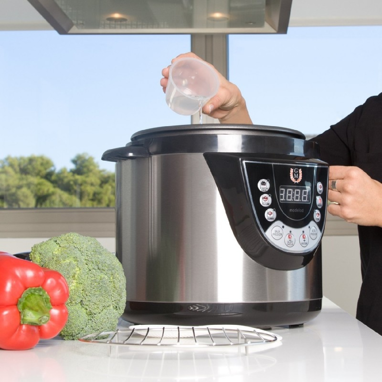 Olla Programable Modelo D Con Función Freír Y Voz - Imagen 4