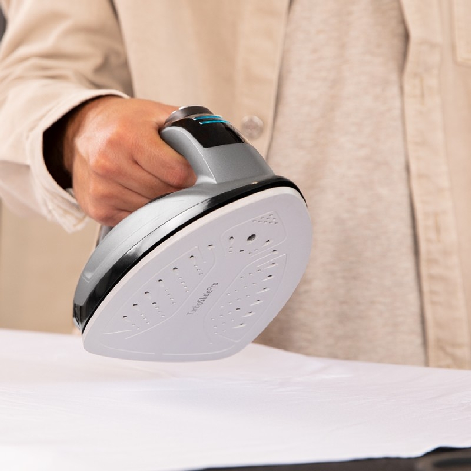 Centro de planchado Fast&Furious 9040 Absolute - Imagen 5